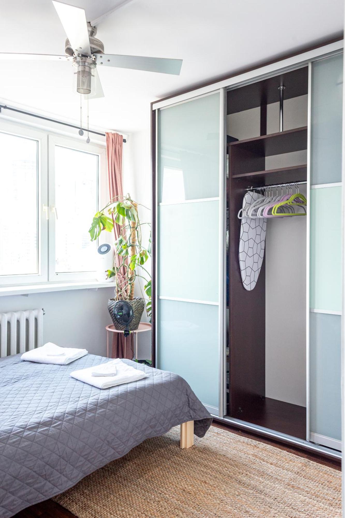 Iron Sunset Apartment Varsovie Extérieur photo